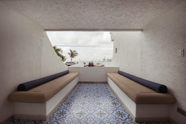 Castillo Grande Bayside Retreat 6BR 2 Homes