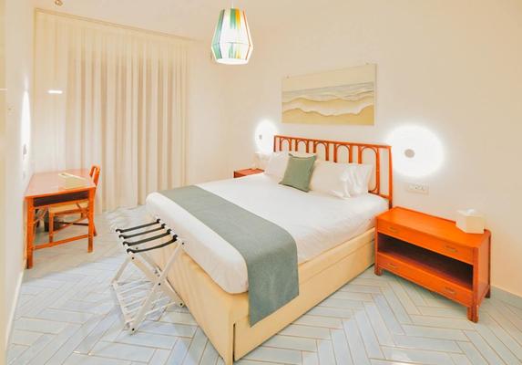 Modern 1BR Suite in Amalfi