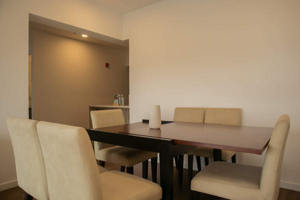 Delightful 2BR with Balcony in Miraflores