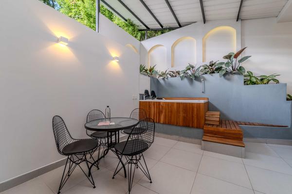 Charming 3BR w/ 3 Jacuzzis in El Poblado