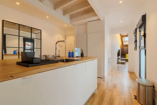 Spacious 2BR at Palacio Real