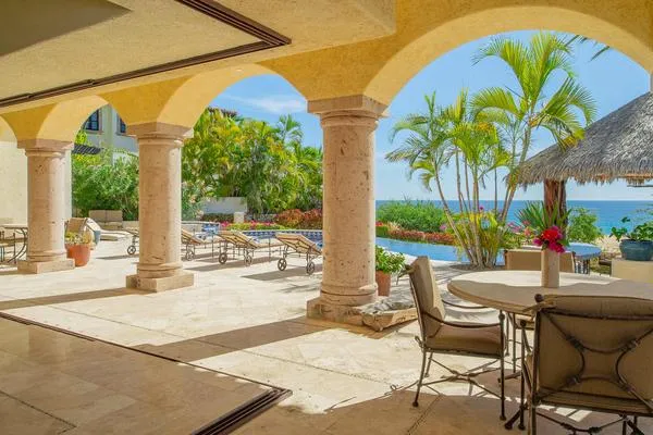 Stunning 5BR Oceanfront Villa w/ Pool