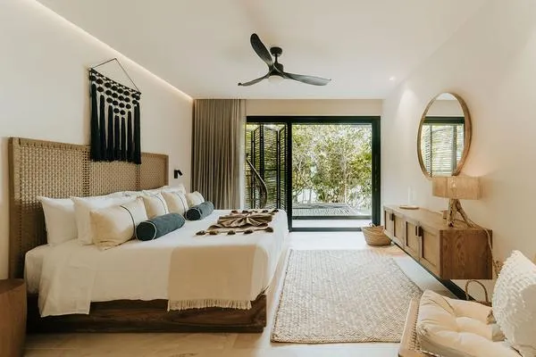 Elegant Seafront Villa in Tulum