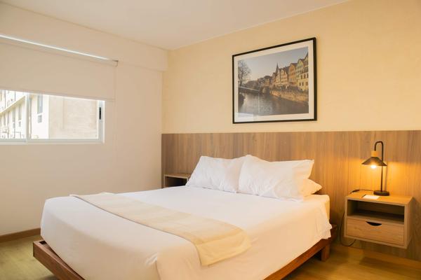 Astonishing 2BR in Miraflores