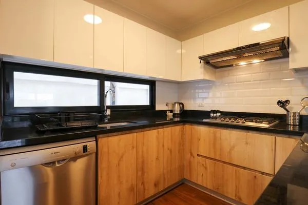 Spotless 2BR with Balcony in Miraflores