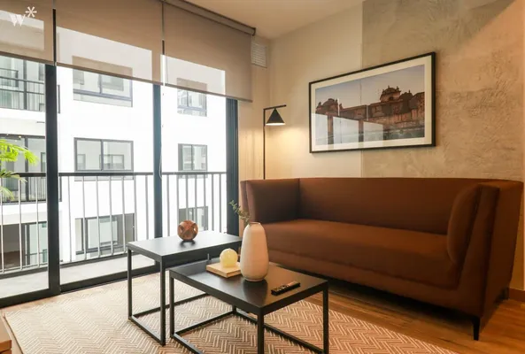 Authentic 2BR in Miraflores