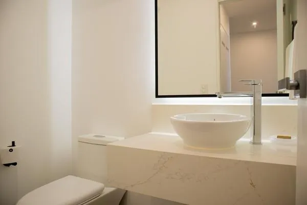 Amazing 3BR w/ Balcony in Miraflores
