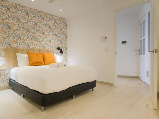 Urban-chic 1BR w/ Balcony in Panama