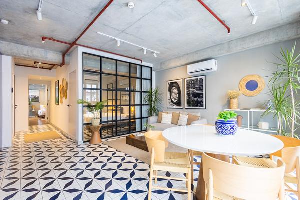 Dazzling 2BR in Plaza Herrera