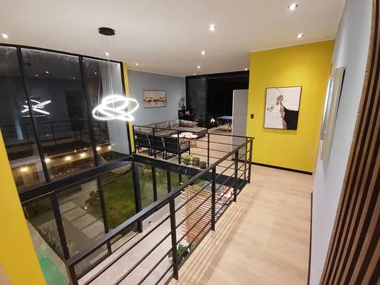 Quiet 4BR Villa with Pool & Terrace in Ica