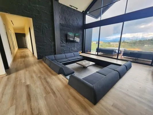 Marvelous House w/ Fantastic Deco in El Peñol