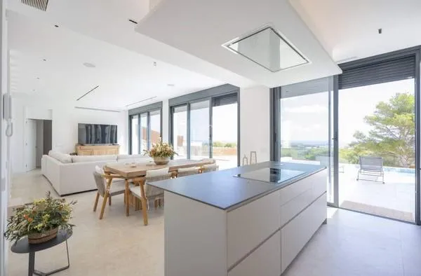 Amazing 7BR House w/ Swimming Pool in Menorca