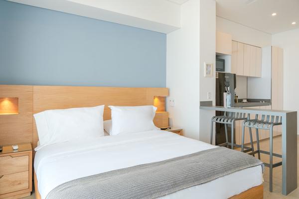 Warm & Welcoming 1BR w/ Scenic Views and Pool