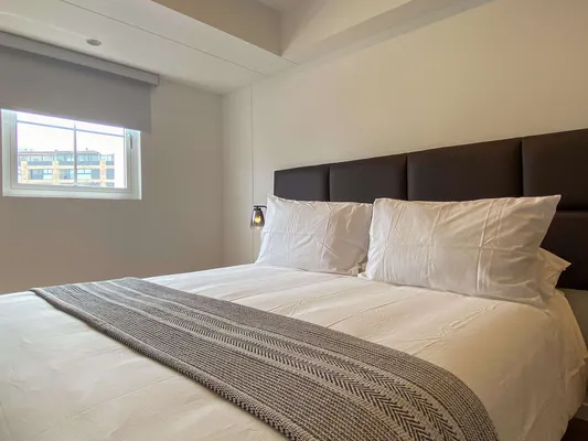 Upscale 2BR w/ Balcony & View in Miraflores