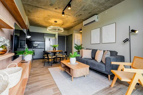 Trendy 2BR w/Balcony in the Heart of Centriqo