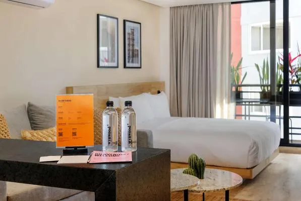 Stylish Loft w/ Balcony in Parque Mexico