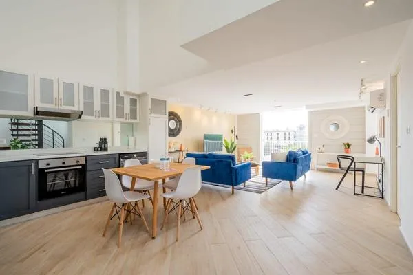 Refreshing 3BR w/ Balcony in Panama