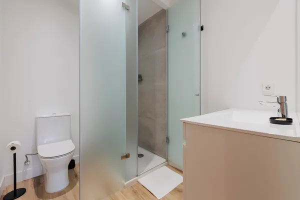 Modern 2BR at Palacio Real