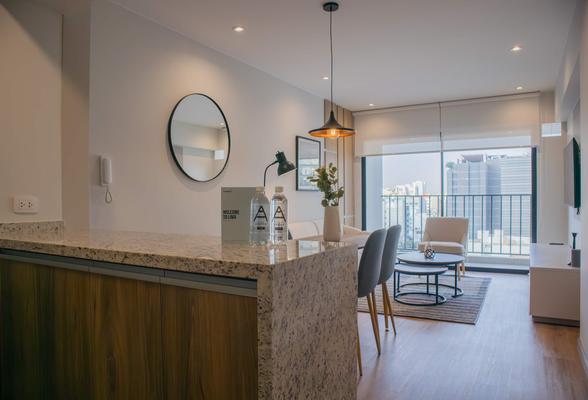 Elegant 2BR with Fantastic Pool in Miraflores