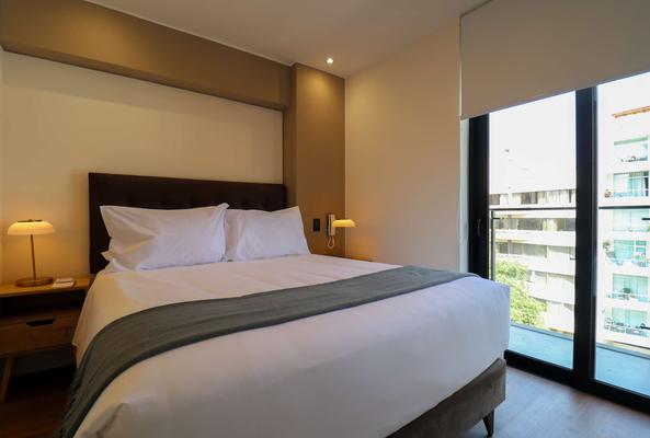 Engaging 2BR with Cozy Balcony in Miraflores