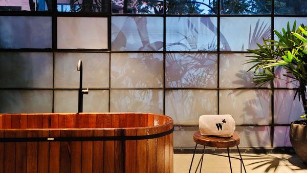 Radiant Loft w/ Fantastic Jacuzzi in Poblado